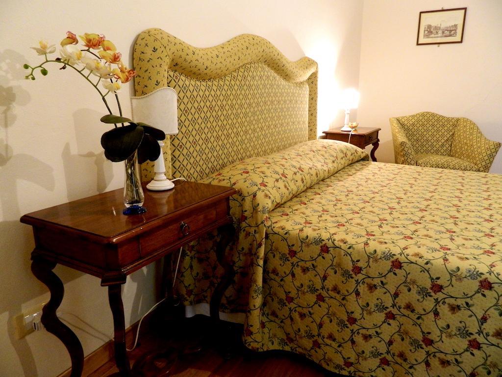 Il Campanile B&B Piza Pokój zdjęcie